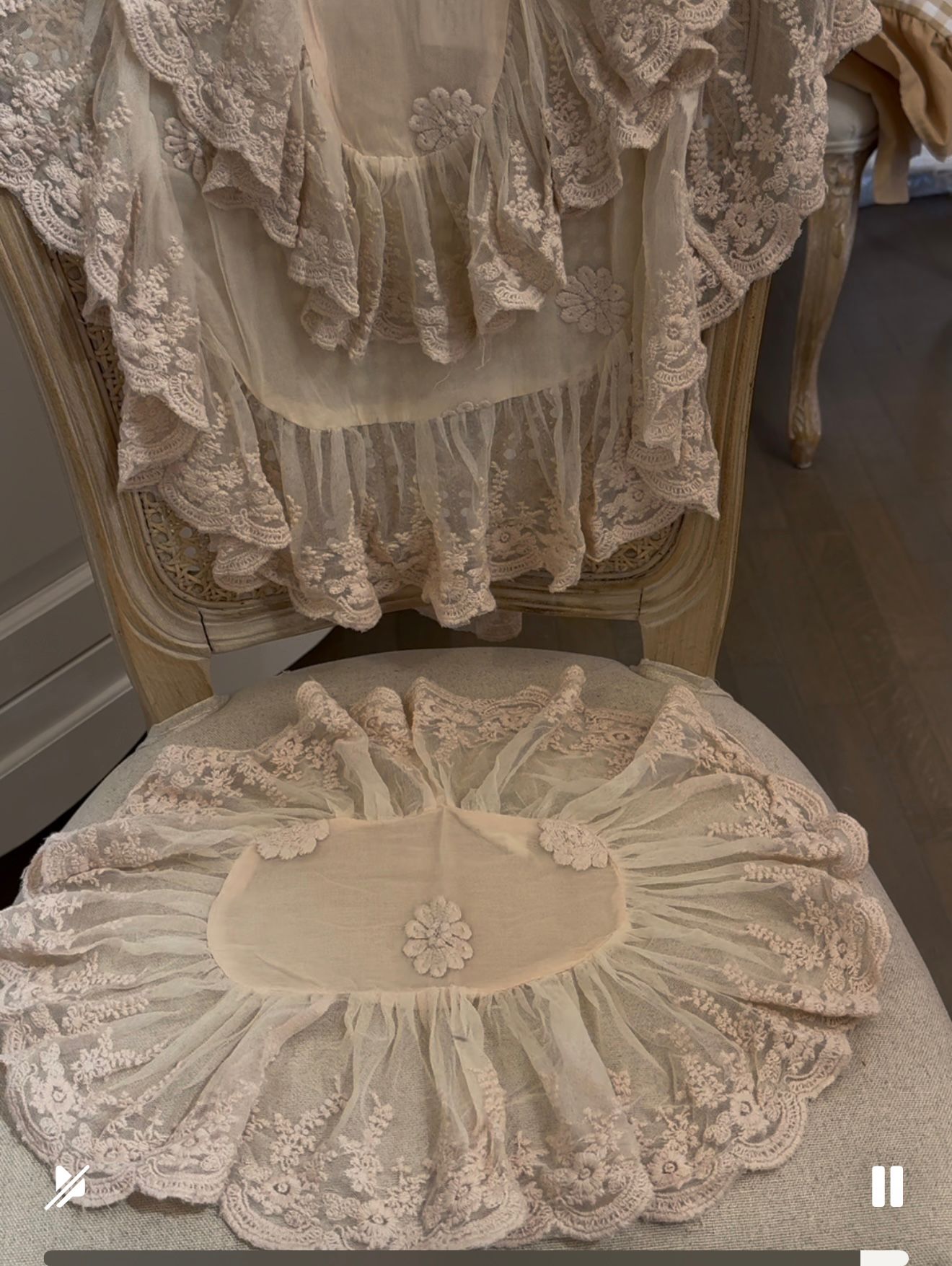 Tris centrini in pizzo rosa antico Teresa - 106x60+49x56cm - L'Arte di Nacchi